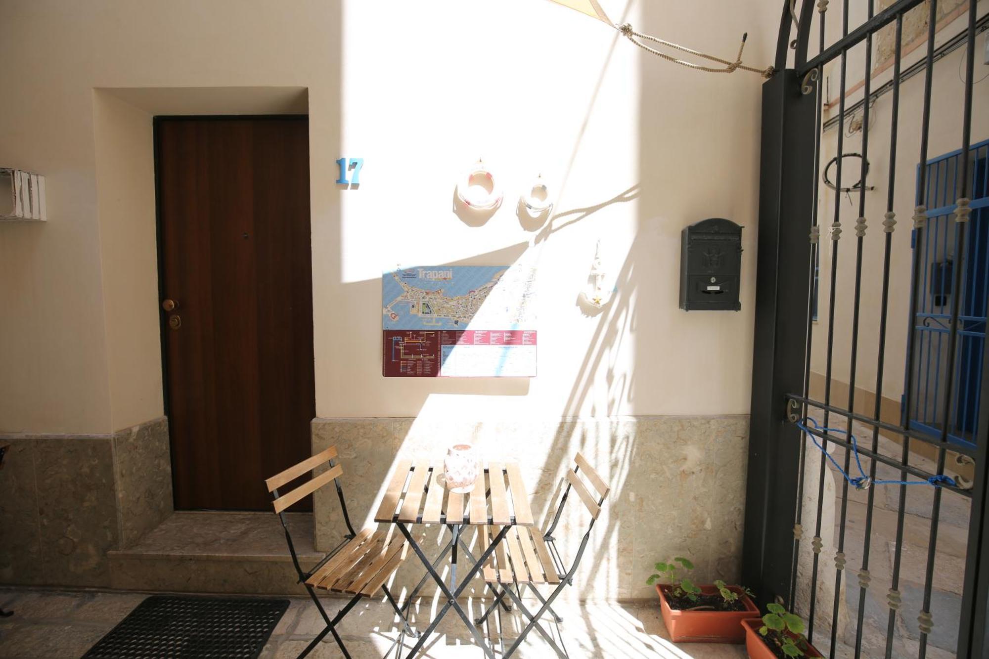 La Corte Dei Naviganti Apartamento Trapani Exterior foto